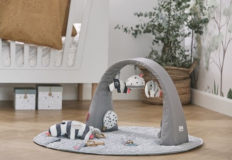 Done by Deer, pałąk z zabawkami, grey