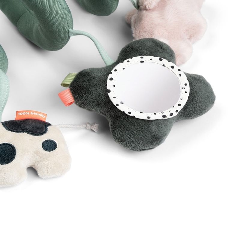 Done by Deer, Tiny Farm, spirala sensoryczna, zawieszka, green