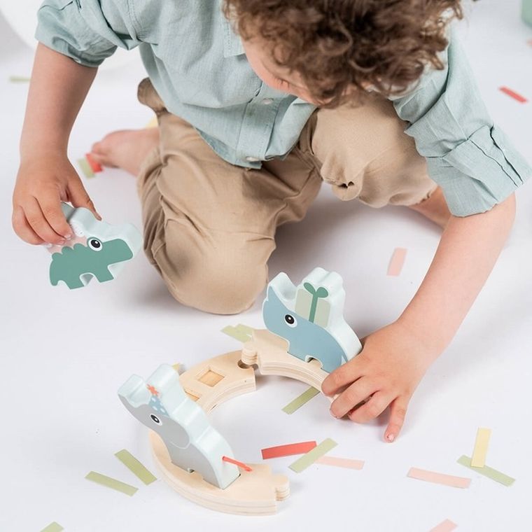 Done By Deer, Urodziny, zabawka drewniana