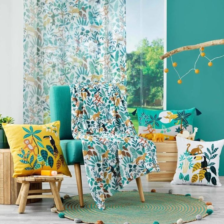 Douceur d'intérieur, dywanik dziecięcy z pomponami, Baloo, ø 90 cm