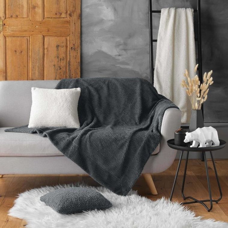 Douceur d'intérieur, narzuta ze sztucznego futerka, Iceberg, 125-150 cm