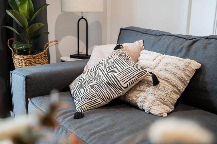 Douceur d'intérieur, poduszka dekoracyjna, Pandore, z frędzlami, geometryczny wzór, 45-45 cm