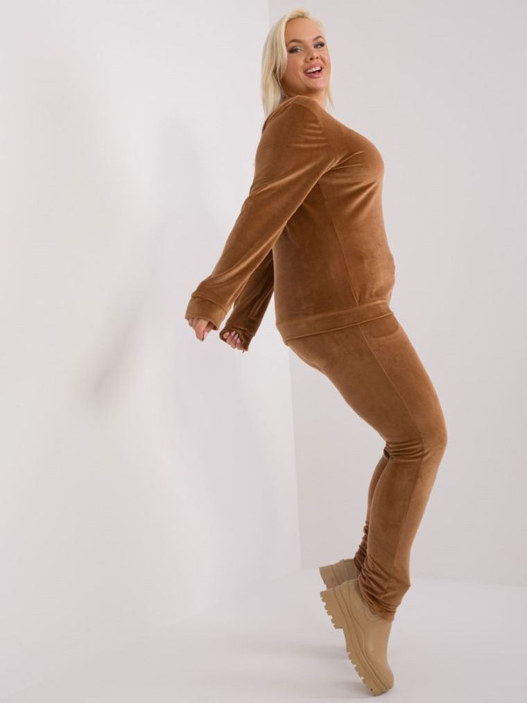 Dres damski, welurowy, plus size, brązowy, Relevance