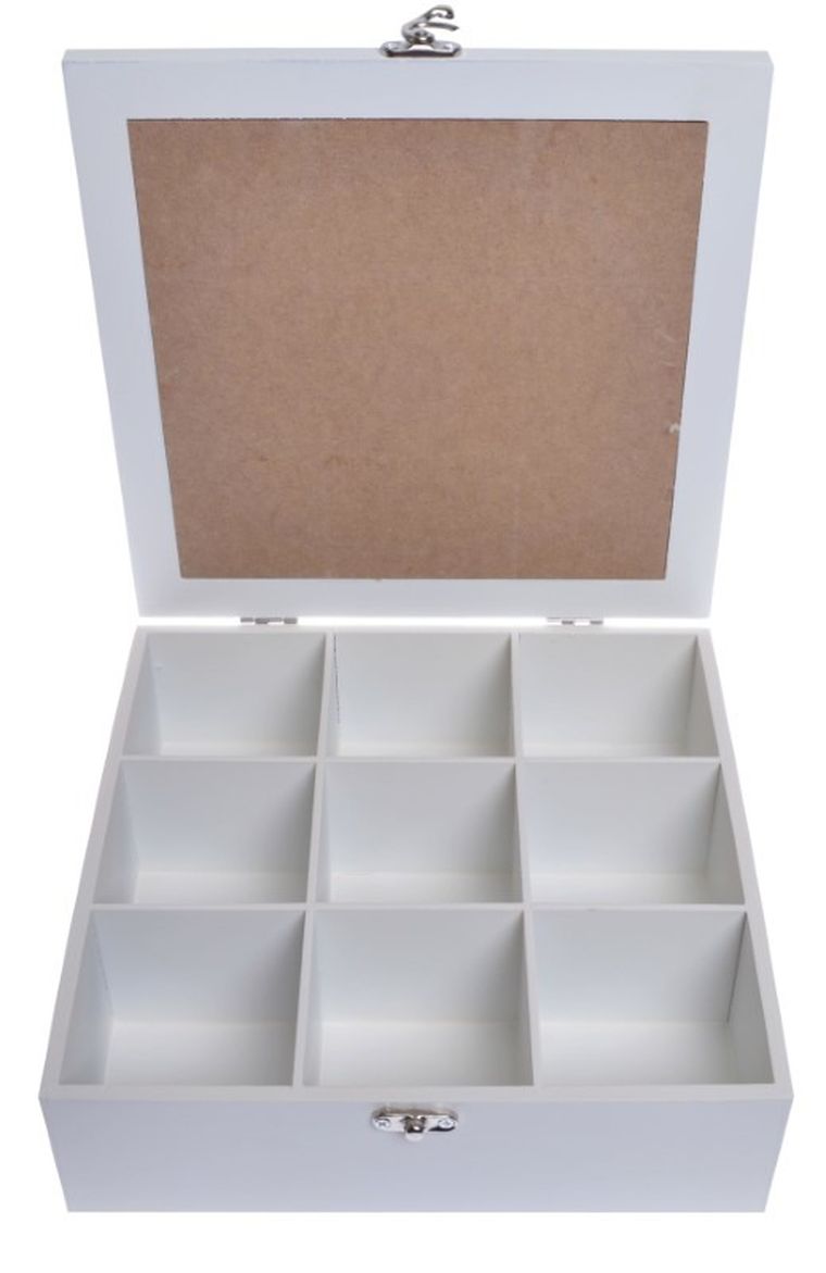 Drewniane pudełko z materiałem