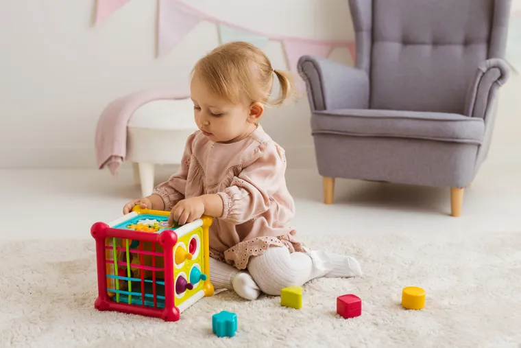 Dumel Discovery, Kostka Motoryczne niespodzianki