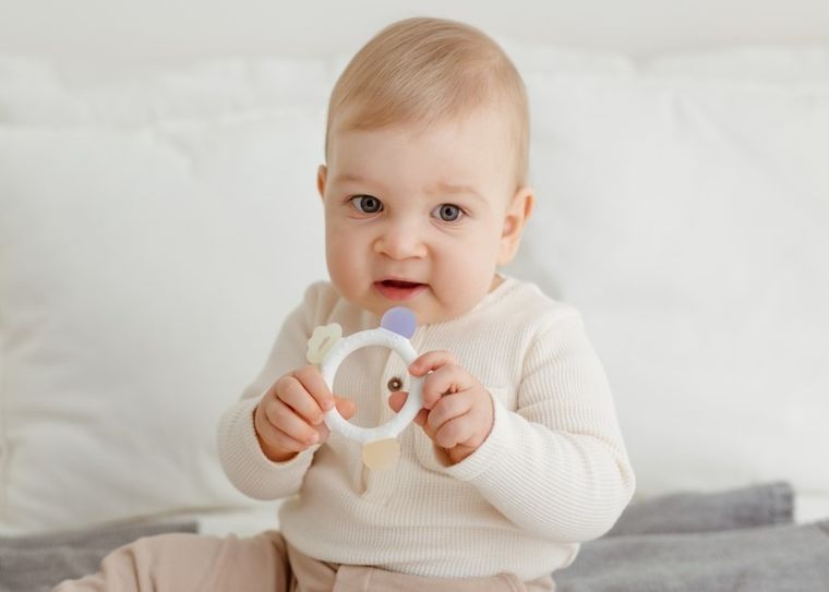 Dumel, gryzak kosmiczny, pierścień