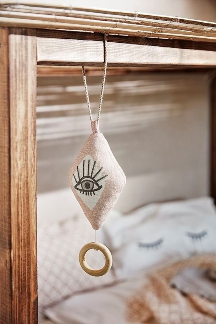 Elodie Details, Change The World, pozytywka