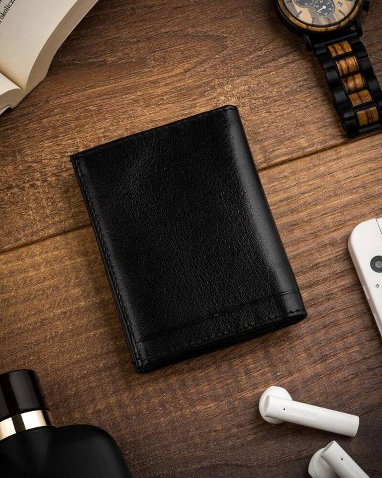 Etui na karty, czarne, skórzane, RFID, Rovicky