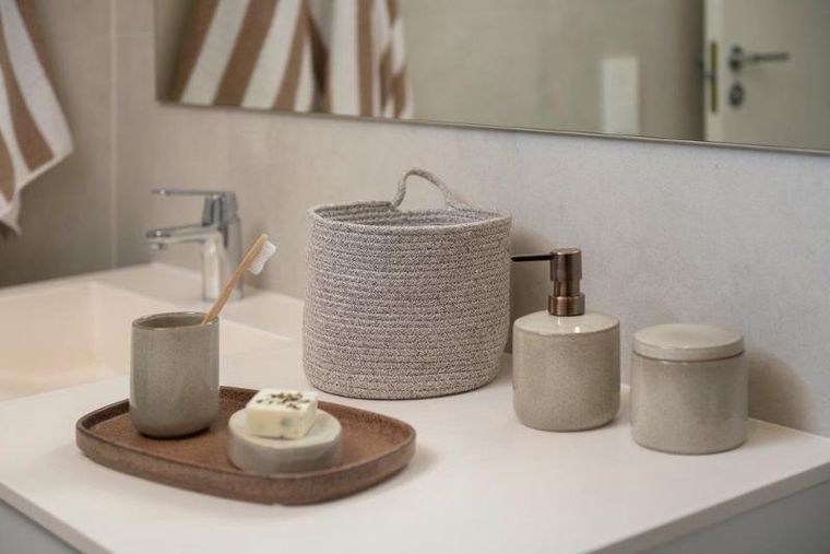 Fanni K, ceramiczny pojemnik z pokrywką, Luode, średnica 10 cm