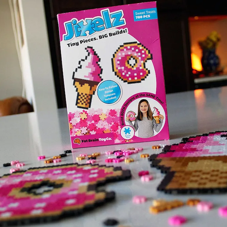Fat Brain Toy Co, Qelements, Słodkości, puzzle pixelki jixelz, 700 elementów