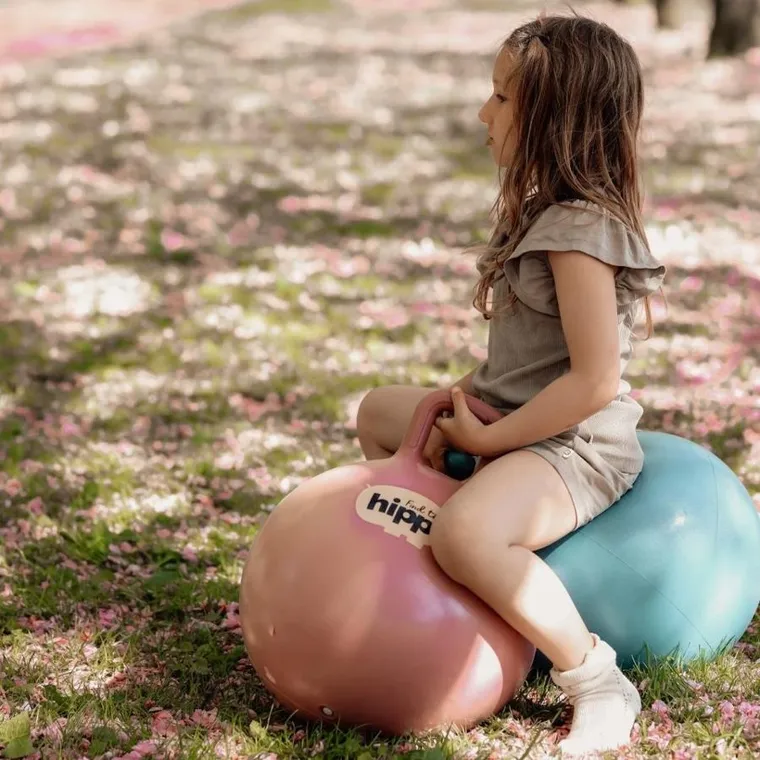 Find that Hippo, piłka do skakania, różowa