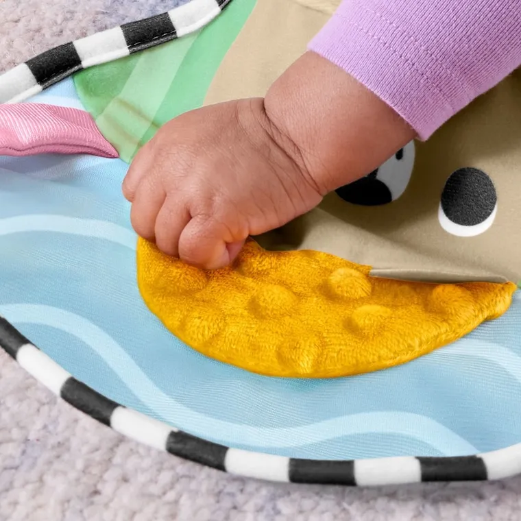 Fisher-Price, Poduszeczka pod brzuszek, Sensoryczne przygody, zabawka dla niemowląt