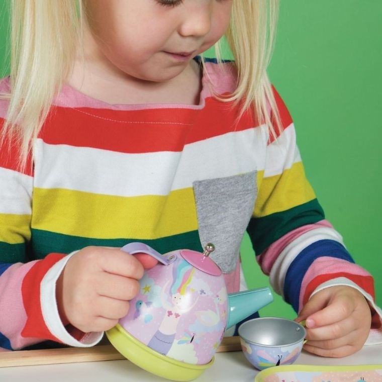 Floss & Rock, Kraina Fantazji, zestaw do herbaty z grającym czajniczkiem