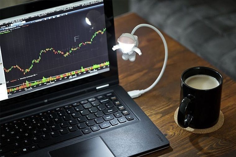 Gadget Master, Astronauta, mini lampka na USB