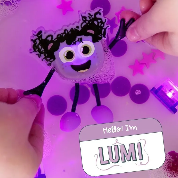 Glo Pals, Lumi, postać do kąpieli i kostki sensoryczne świecące w wodzie, zestaw