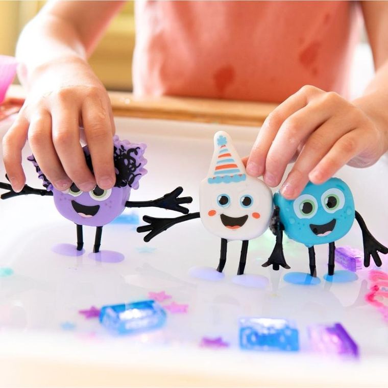 Glo Pals, Party Pal, postać do kąpieli i kostki sensoryczne świecące w wodzie, zestaw