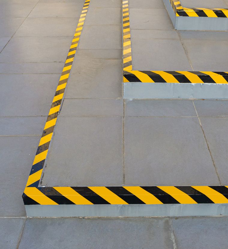 Grand, taśma ostrzegawcza, samoprzylepna, czarno-żółta