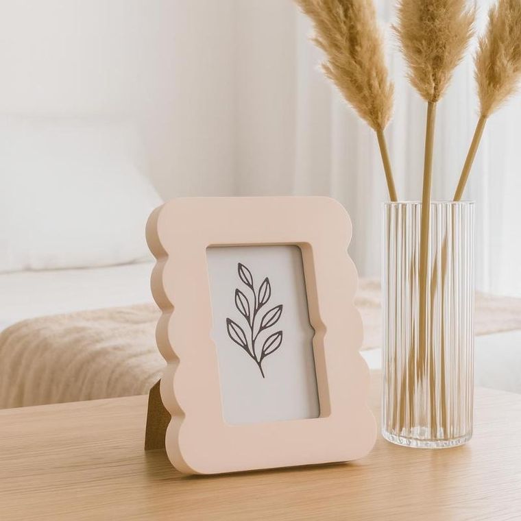 Home Styling Collection, Base, ramka na zdjęcie z falowanym brzegiem, 16-2,2-20,8 cm