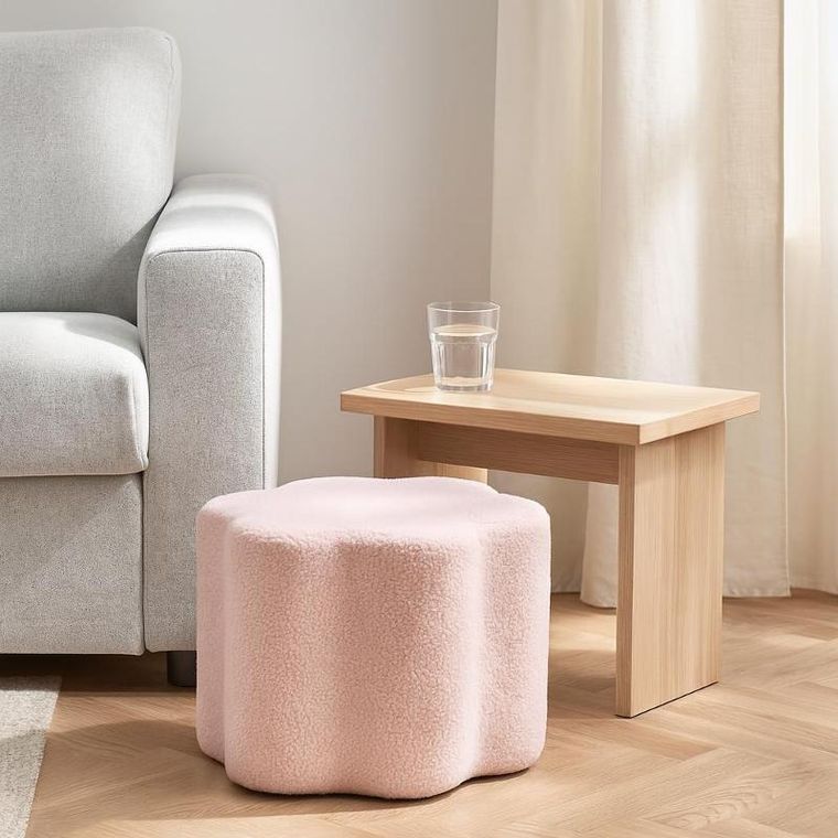 Home Styling Collection, Kwiatek Yore, pufa, baranek, 34-34-29 cm