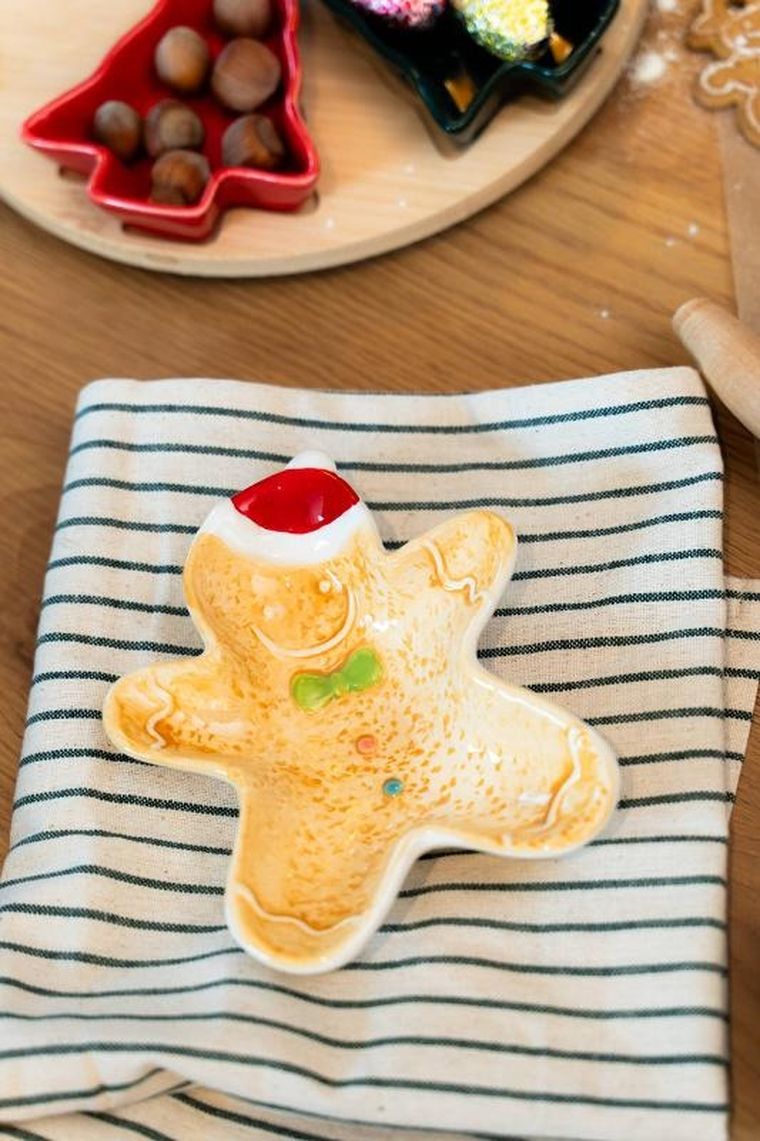 Home Styling Collection, świąteczne naczynie w kształcie piernika, 15-12.5 cm