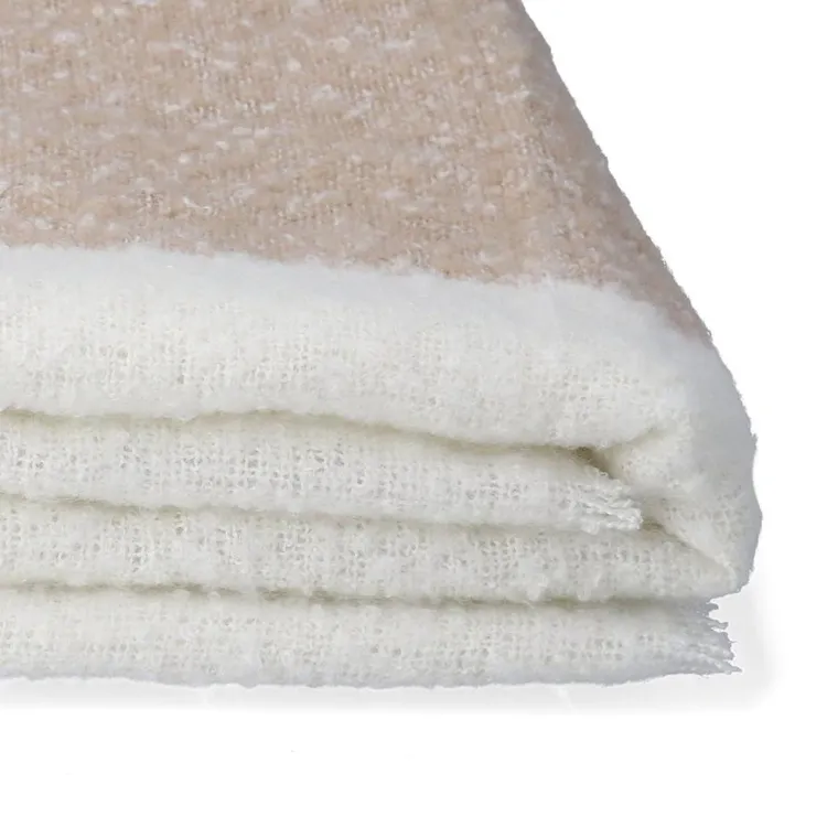 Homla, Allora, koc z przędzy, boucle ecru, 130-170 cm