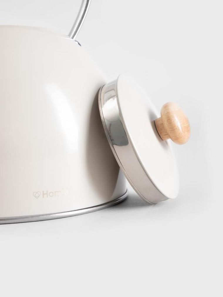 Homla, B2 Virgen Essentials, czajnik beżowy z drewnianym uchwytem, 2,5l