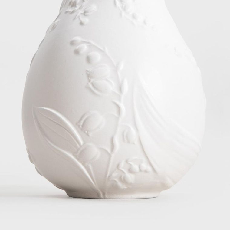 Homla, Conwallie, wazon, ceramiczny z tłoczeniami biały, 14,8-18 cm