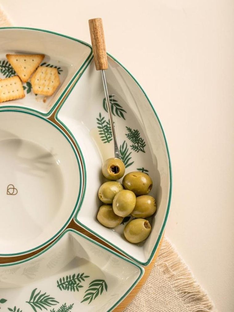 Homla, Fincan, półmisek, w zielone liście, 30 cm