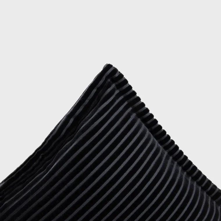 Homla, Samt, poszewka, welurowa struktura sztruksu czarna, 45-45 cm