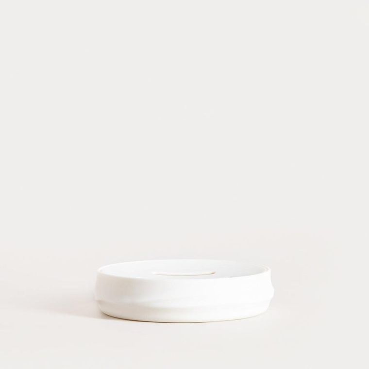 Homla, Torus, mydelniczka, z tłoczeniem biała, 11-11-2,5 cm