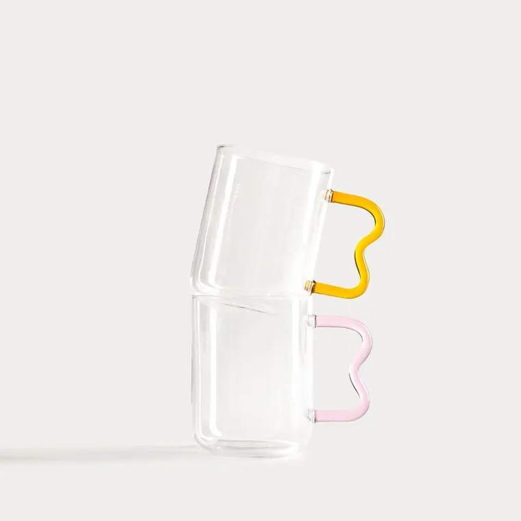 Homla, Zigra, szklanka, z falowanym różowym uchem, 0,4l