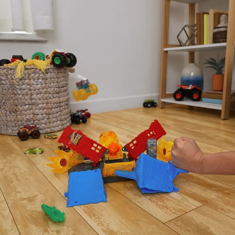 Hot Wheels, Monster Trucks Power Smashers, Wieża ognia - Wyzwanie, zestaw z autem 5-Alarm