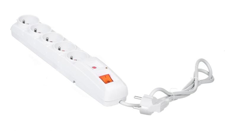 Hsk Data, listwa przeciwprzepięciowa, Alp-acarf5 5 X Ute, 10 A, 1.5m, biały