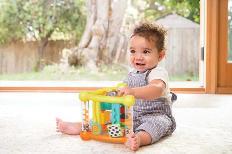 Infantino, Aktywne centrum zabawy, kostka edukacyjna