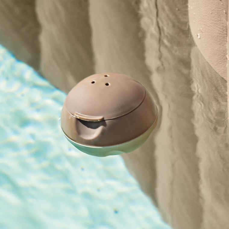 Intex, pływak do basenu