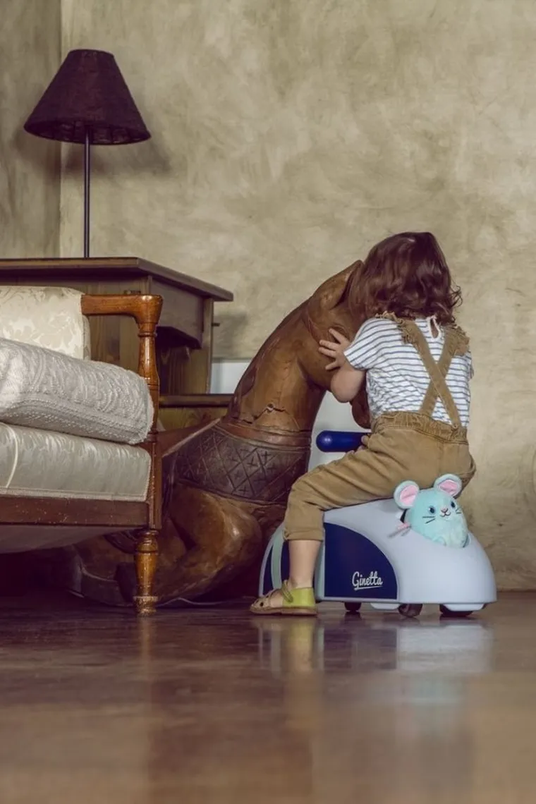 Italtrike, Ginetta Mini Eolo, jeździk, niebieski