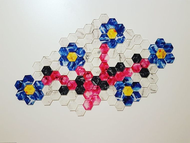 IUVI Games, Minerały, gra familijna