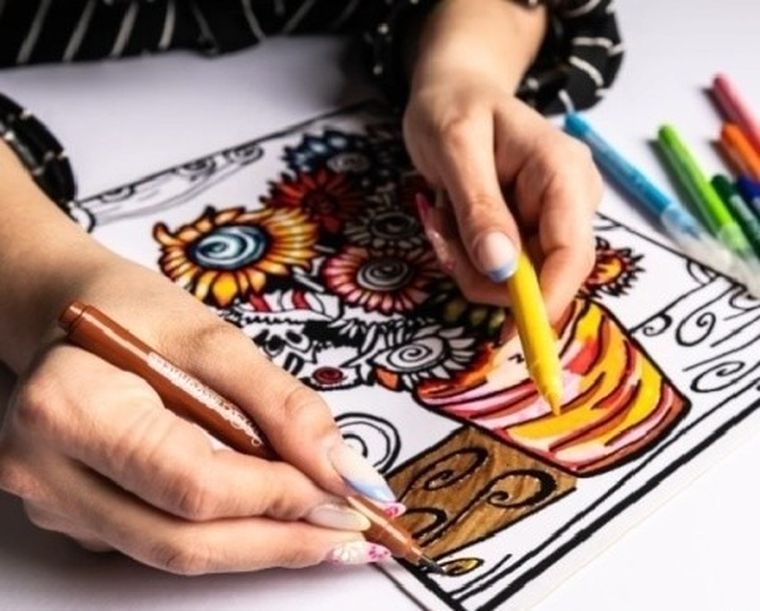 Jamnik. Kolorowanka welwetowa, 47-35 cm