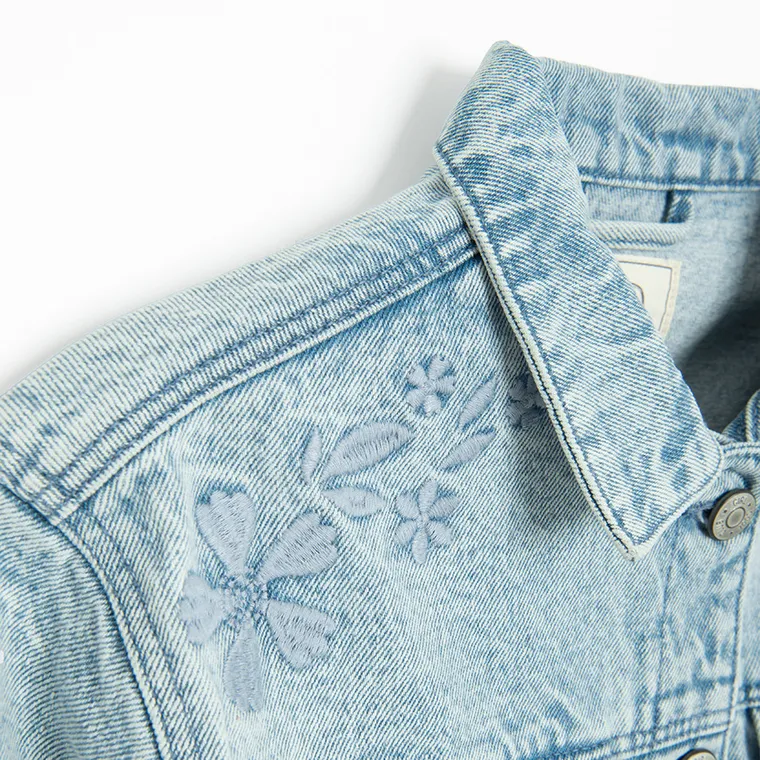 Jeansowa kurtka z haftem Cool Club