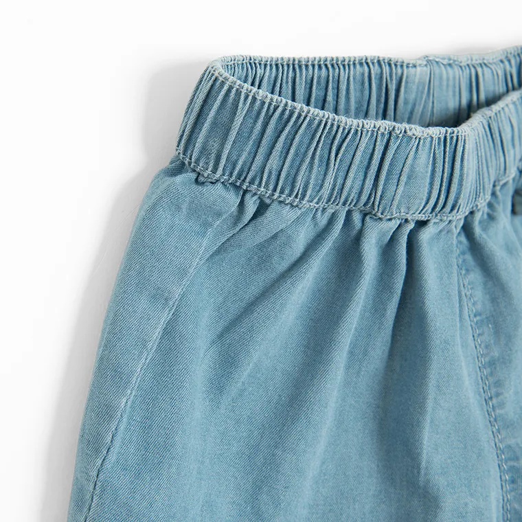 Jeansowe szorty z cienkiego denimu Cool Club