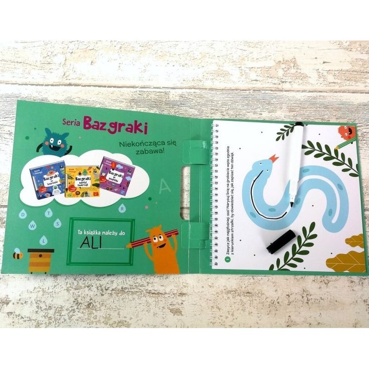 Kapitan Nauka. Bazgraki i alfabet