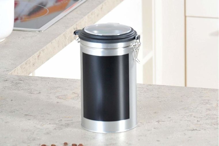 Kesper, puszka z tabliczką kredową