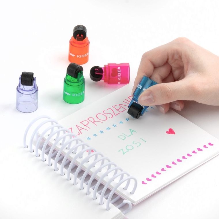 Kidea, Roller, stempelek