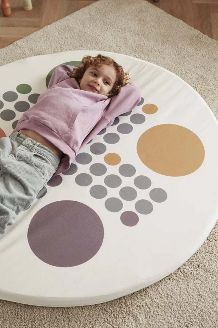 Kid's Concept, Ludo, mata podłogowa z grą