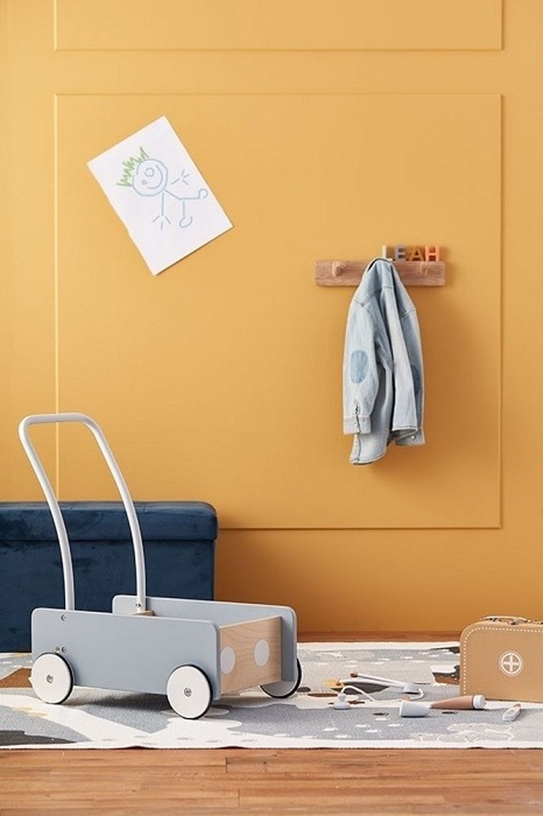 Kid's Concept, pchacz drewniany, dark apricot