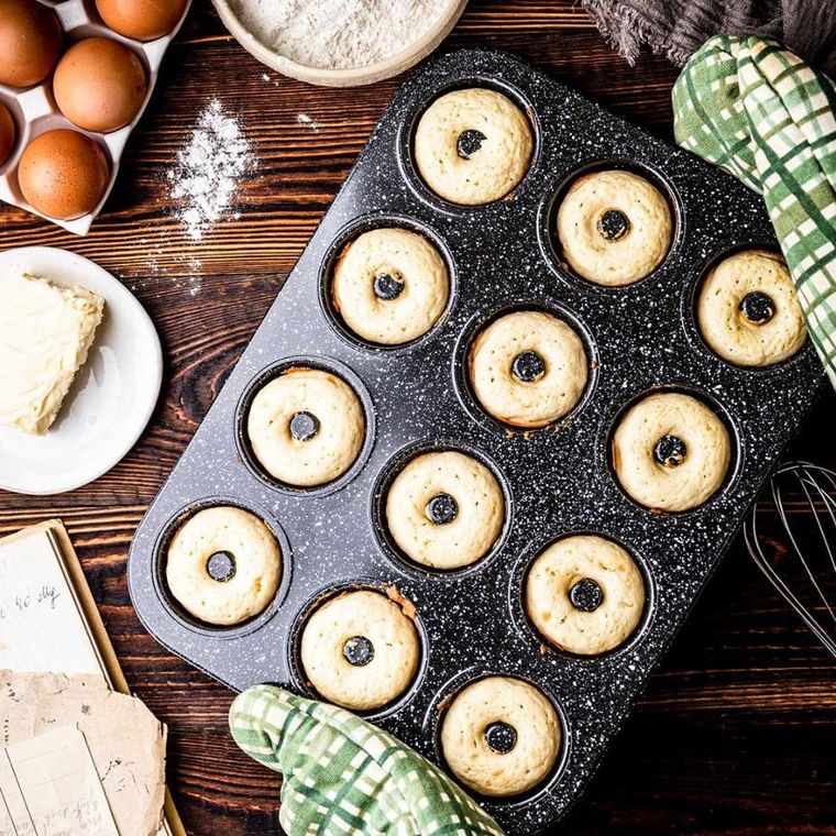 Klausberg, granitowa forma do pieczenia, 12 pączków donut