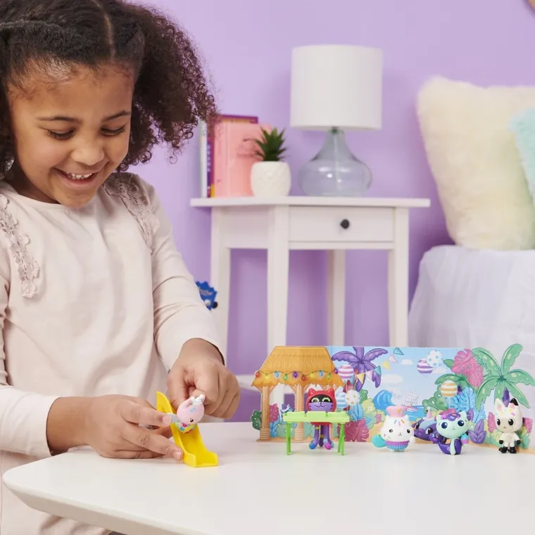 Koci Domek Gabi, Kiciuś Panduś ma urodziny, zestaw z figurkami