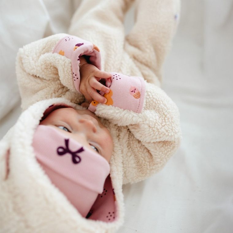 Kombinezon przejściowy dziewczęcy z kapturem, ocieplany, ecru, Eevi