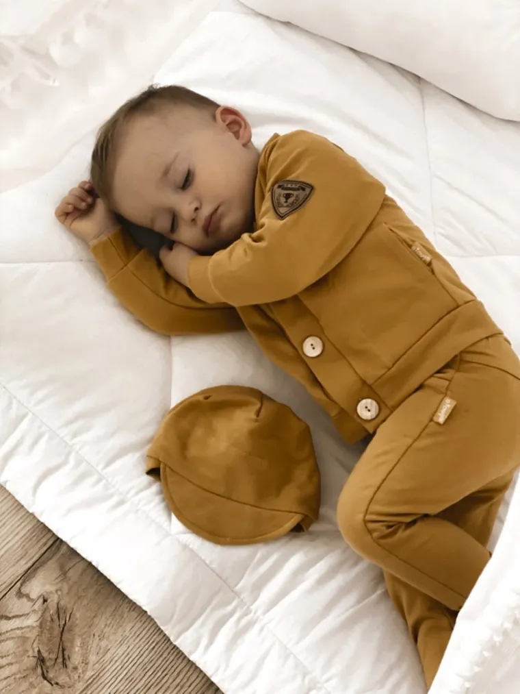 Komplet chłopięcy 5-częściowy, biało-musztardowy, Nicol