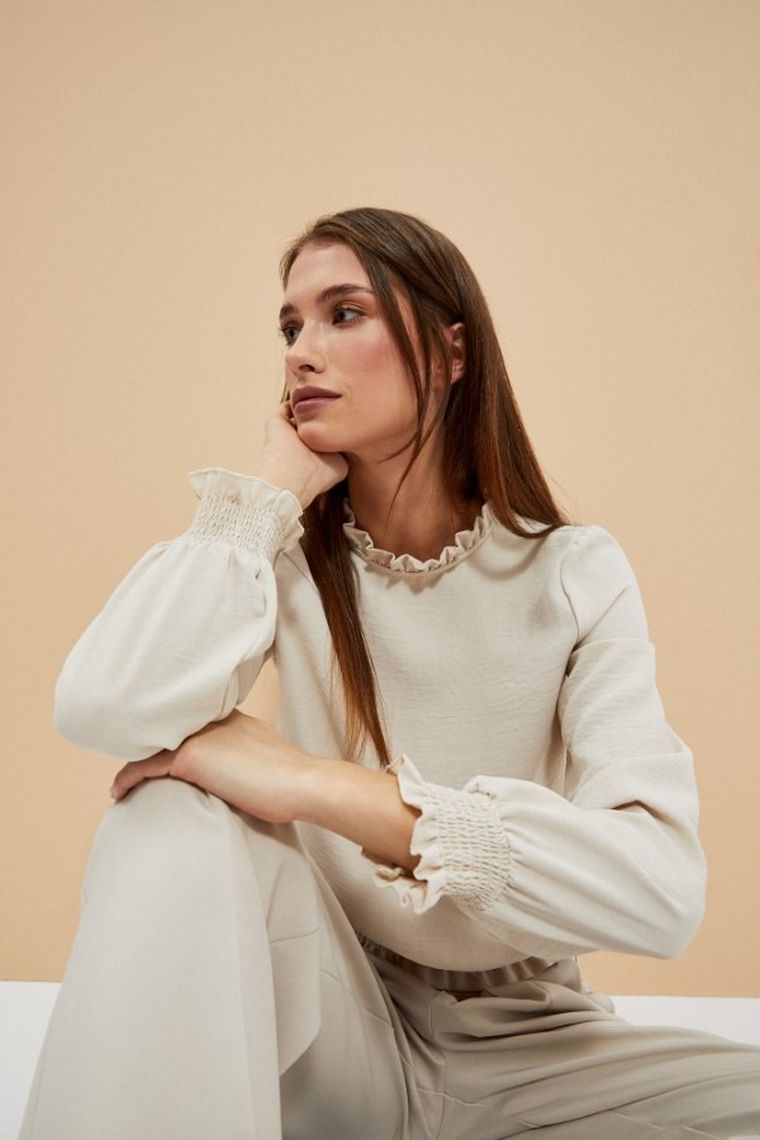 Koszula damska z długim rękawem, beżowa, Moodo